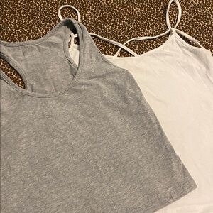 Bundle of 2 womens tank tops